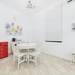 Apartament No 6