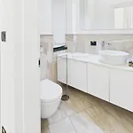 No 6 Apartment