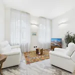 Apartament No 6