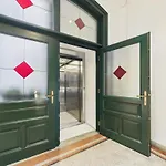 Apartament No 6