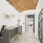 No 6 Apartament