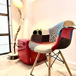 No 6 Apartment *