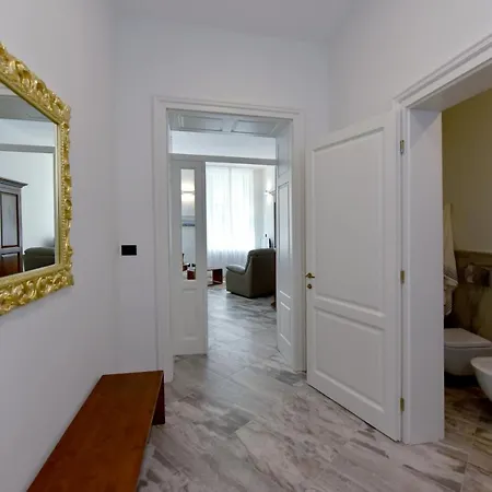 No 6 Διαμέρισμα *