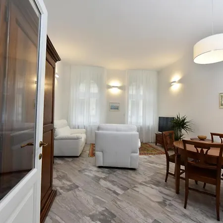 No 6 Apartment *